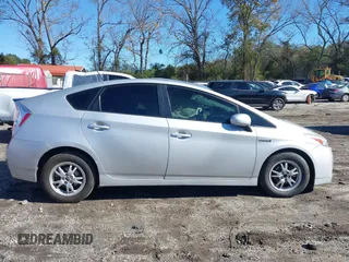 2011 Toyota Prius I with VIN JTDKN3DU5B0289274, listed as a IAAI auction lot 40934391 with 98,154 mi miles. Bid and sale history available at carsss.com. Image 13.