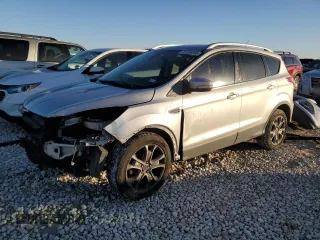 2014 Ford Escape Titanium with VIN 1FMCU0JX7EUD79989, listed as a Copart auction lot 43086695 with 181,642 mi miles and Salvage Title. Bid and sale history available at carsss.com. Image 1.