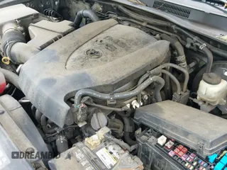 2017 Toyota Tacoma SR5 with VIN 5TFCZ5AN2HX050444, listed as a IAAI auction lot 42785084 with 183,235 mi miles and . Bid and sale history available at DreamBid. Image 24.