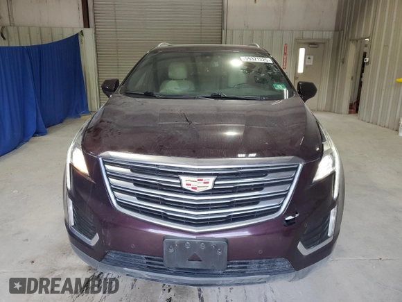 2017 Cadillac XT5 Luxury FWD z VIN 1GYKNBRS7HZ235961, wystawiony jako Copart lot #64509165 z przebiegiem 215 573 mil mil oraz Czysty tytuł • Clean title. Historia ofert i sprzedaży dostępna na DreamBid. Obrazek 10.
