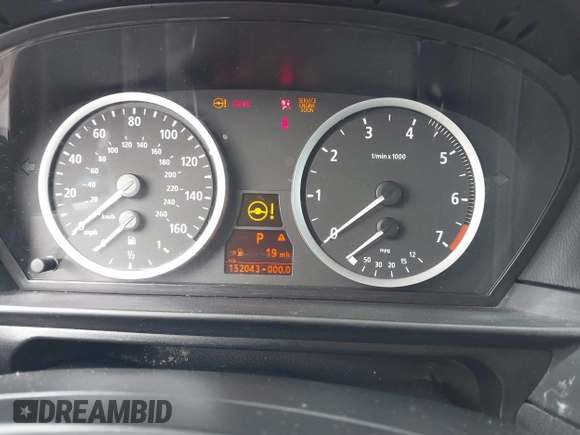 2005 BMW 5 Series 545i with VIN WBANB33555CN64724, listed as a IAAI auction lot 41715011 with 152,043 mi miles and . Bid and sale history available at carsss.com. Image 7.