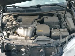 2015 Toyota Camry LE z VIN 4T4BF1FK6FR470378, wystawiony jako IAAI lot #43081978 z przebiegiem 121 709 mil mil oraz . Historia ofert i sprzedaży dostępna na DreamBid. Obrazek 20.