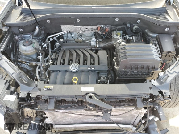 2021 Volkswagen Atlas SEL Premium R-Line with VIN 1V2FR2CA5MC541449, listed as a Copart auction lot 62304135 with 58,269 mi miles and Salvage title. Bid and sale history available at DreamBid. Image 12.