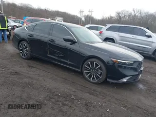2023 Honda Accord Touring with VIN 1HGCY2F84PA019879, listed as a IAAI auction lot 41653979 with 25,125 mi miles and . Bid and sale history available at DreamBid. Image 1.