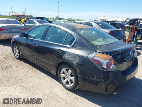 2007 Nissan Altima 2.5 with VIN 1N4AL21E47N412233, listed as a IAAI auction lot 41812412 with 200,451 mi miles. Bid and sale history available at carsss.com. Image 3.