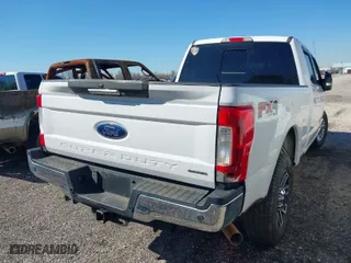 2017 Ford Super Duty F-250 SRW Lariat with VIN 1FT7W2B62HEE68725, listed as a IAAI auction lot 41665815 with 112,202 mi miles. Bid and sale history available at carsss.com. Image 16.