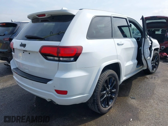 2018 Jeep Grand Cherokee Laredo E with VIN 1C4RJEAG2JC353398, listed as a IAAI auction lot 41846316 with 116,043 mi miles. Bid and sale history available at carsss.com. Image 4.
