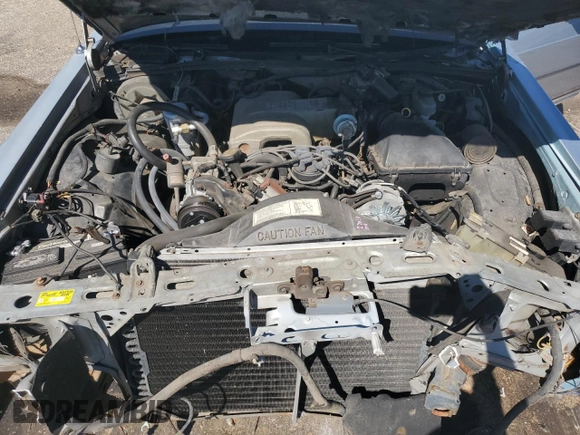 1989 Ford Crown Victoria z VIN 2FABP74F2KX141884, wystawiony jako Copart lot #74934494 z przebiegiem 84 761 mil mil oraz Szkoda całkowita • Salvage title. Historia ofert i sprzedaży dostępna na DreamBid. Obrazek 12.