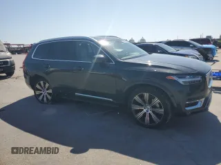 2022 Volvo XC90 Inscription with VIN YV4A22PL0N1864281, listed as a Copart auction lot 52307565 with 57,166 mi miles and Salvage Title. Bid and sale history available at DreamBid. Image 4.