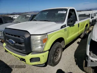 2011 Ford F-250 XL z VIN 1FDBF2A6XBEC36534, wystawiony jako Copart lot #73256404 z przebiegiem 302 376 mil mil oraz Czysty tytuł • Clean title. Historia ofert i sprzedaży dostępna na DreamBid. Obrazek 1.