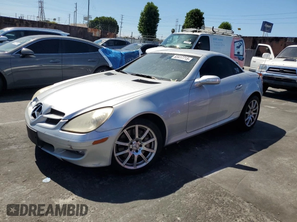 2005 Mercedes-Benz SLK 230/320 with VIN WDBWK56F85F040634, listed as a Copart auction lot 63417715 with 144,472 mi miles and Clean title. Bid and sale history available at DreamBid. Image 1.