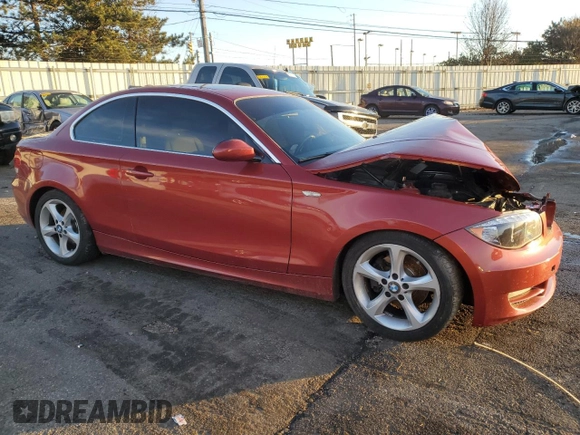 2009 BMW 1 Series 128i with VIN WBAUP735X9VF07209, listed as a Copart auction lot 85059184 with 114,727 mi miles and Salvage Title. Bid and sale history available at carsss.com. Image 4.