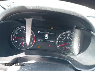 2022 Kia Forte LXS z VIN 3KPF24AD6NE474949, wystawiony jako IAAI lot #42091578 z przebiegiem 26 064 mil mil oraz . Historia ofert i sprzedaży dostępna na DreamBid. Obrazek 7.