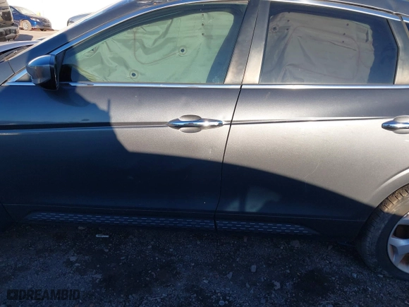 2012 Honda Crosstour EX-L with VIN 5J6TF1H58CL000424, listed as a IAAI auction lot 41606327 with 255,124 mi miles. Bid and sale history available at carsss.com. Image 14.