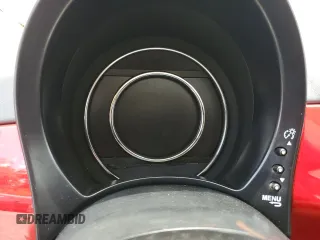 2017 FIAT 500 Lounge z VIN 3C3CFFCR4HT654365, wystawiony jako Copart lot #55975135 z przebiegiem Nie podano mil oraz Szkody całkowita. Historia ofert i sprzedaży dostępna na DreamBid. Obrazek 9.