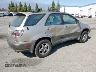 2002 Lexus RX 300 with VIN JTJHF10U020253961, listed as a Copart auction lot 75044084 with 209,552 mi miles and Salvage Title. Bid and sale history available at carsss.com. Image 3.