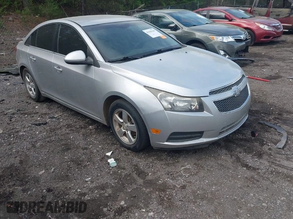 2014 Chevrolet Cruze 1LT with VIN 1G1PC5SB5E7403383, listed as a IAAI auction lot 41960344 with 141,586 mi miles and . Bid and sale history available at DreamBid. Image 1.