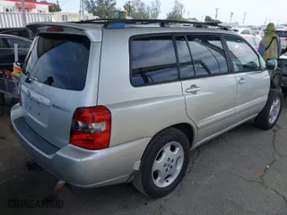 2004 Toyota Highlander with VIN JTEDP21A740036530, listed as a IAAI auction lot 41755851 with 184,088 mi miles. Bid and sale history available at carsss.com. Image 4.
