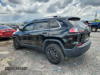 2019 Jeep Cherokee Latitude z VIN 1C4PJLCB9KD171917, wystawiony jako Copart lot #63590115 z przebiegiem 82 546 mil mil oraz Szkoda całkowita • Salvage title. Historia ofert i sprzedaży dostępna na DreamBid. Obrazek 2.