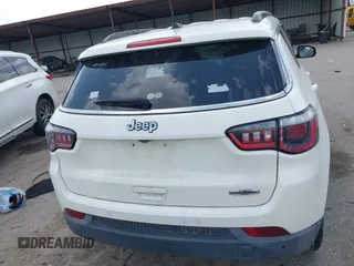 2018 Jeep Compass Altitude with VIN 3C4NJCBB7JT368604, listed as a IAAI auction lot 42092656 with 25,653 mi miles and . Bid and sale history available at DreamBid. Image 17.