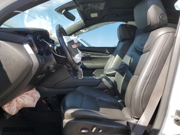 2020 Cadillac XT6 FWD Premium Luxury with VIN 1GYKPCRS7LZ175396, listed as a Copart auction lot 42417025 with 43,403 mi miles and Salvage Title. Bid and sale history available at carsss.com. Image 7.