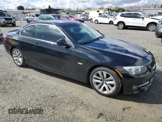 2013 BMW 3 Series 328i z VIN WBADW7C55DE440219, wystawiony jako Copart lot #48355305 z przebiegiem 91 491 mil mil oraz Szkoda całkowita • Salvage title. Historia ofert i sprzedaży dostępna na DreamBid. Obrazek 4.