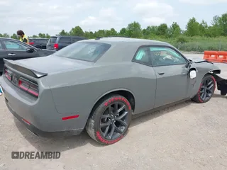 2023 Dodge Challenger SXT с VIN 2C3CDZAG2PH695092, выставлен на аукционе IAAI как лот 42505262 с пробегом 13 187 миль миль и . История ставок и продаж доступна на DreamBid. Изображение 4.