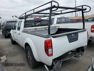 2015 Nissan Frontier SV with VIN 1N6AD0FR1FN726098, listed as a Copart auction lot 51148925 with 182,253 mi miles and Salvage title. Bid and sale history available at DreamBid. Image 2.