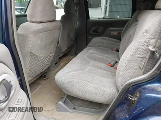 1998 Chevrolet Tahoe z VIN 1GNEK13R6WJ307523, wystawiony jako IAAI lot #42370506 z przebiegiem 268 361 mil mil oraz . Historia ofert i sprzedaży dostępna na DreamBid. Obrazek 8.