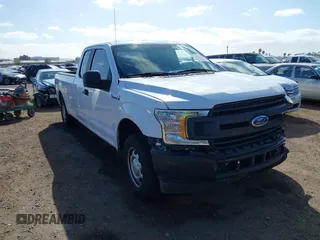 2018 Ford F-150 XL z VIN 1FTEX1CPXJKF15190, wystawiony jako IAAI lot #41523143 z przebiegiem 112 173 mil mil oraz . Historia ofert i sprzedaży dostępna na DreamBid. Obrazek 1.