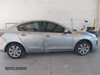 2011 Mazda Mazda3 i Sport with VIN JM1BL1UF4B1433743, listed as a IAAI auction lot 42021606 with 116,288 mi miles. Bid and sale history available at carsss.com. Image 12.