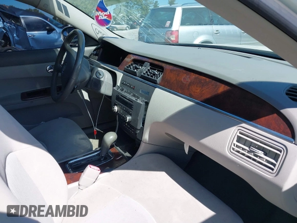 2009 Buick LaCrosse CX with VIN 2G4WC582291127558, listed as a IAAI auction lot 37759038 with 177,625 mi miles and . Bid and sale history available at DreamBid. Image 5.