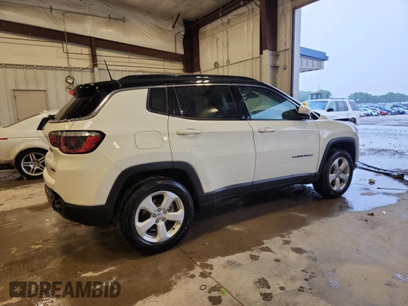 2020 Jeep Compass Latitude z VIN 3C4NJDBB5LT175411, wystawiony jako Copart lot #62606565 z przebiegiem 44 523 mil mil oraz Szkoda całkowita • Salvage title. Historia ofert i sprzedaży dostępna na DreamBid. Obrazek 3.