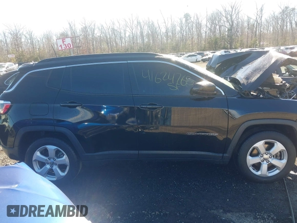2021 Jeep Compass Altitude with VIN 3C4NJCBB0MT542758, listed as a IAAI auction lot 41624765 with Not Provided miles. Bid and sale history available at carsss.com. Image 12.