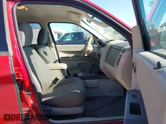 2009 Ford Escape XLS с VIN 1FMCU02709KC80088, выставлен на аукционе IAAI как лот 41991739 с пробегом 200 496 миль миль и . История ставок и продаж доступна на DreamBid. Изображение 5.