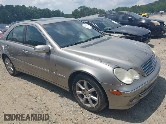 2007 Mercedes-Benz C 280 Luxury с VIN WDBRF92H77F907086, выставлен на аукционе IAAI как лот 42615911 с пробегом 215 496 миль миль и . История ставок и продаж доступна на DreamBid. Изображение 1.