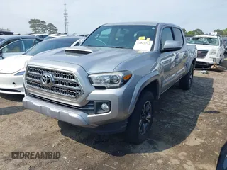 2017 Toyota Tacoma SR5 with VIN 5TFAZ5CN3HX042874, listed as a IAAI auction lot 42022752 with 104,013 mi miles and . Bid and sale history available at carsss.com. Image 17.