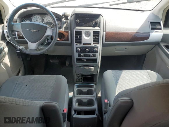 2010 Chrysler Town & Country Touring with VIN 2A4RR5D14AR260321, listed as a Copart auction lot 52700615 with 214,498 mi miles and Salvage Title. Bid and sale history available at DreamBid. Image 8.