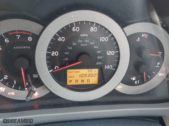2007 Toyota RAV4 with VIN JTMZD33VX75072311, listed as a IAAI auction lot 41733832 with 109,302 mi miles. Bid and sale history available at carsss.com. Image 7.