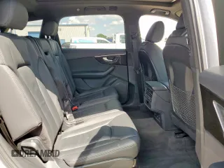 2020 Audi Q7 Premium z VIN WA1AJAF74LD008623, wystawiony jako Copart lot #55928345 z przebiegiem 47 211 mil mil oraz Szkoda całkowita • Salvage title. Historia ofert i sprzedaży dostępna na DreamBid. Obrazek 11.