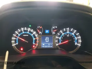 2015 Toyota 4Runner Limited with VIN JTEBU5JR0F5273034, listed as a Copart auction lot 56374535 with 281,035 mi miles and Clean Title. Bid and sale history available at DreamBid. Image 9.