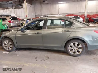2008 Honda Accord Sdn EX-L with VIN JHMCP26828C046925, listed as a IAAI auction lot 41736541 with 199,602 mi miles. Bid and sale history available at carsss.com. Image 15.