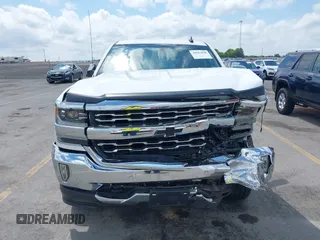 2018 Chevrolet Silverado 1500 LTZ with VIN 3GCUKSEC5JG316257, listed as a IAAI auction lot 39563628 with 62,872 mi miles. Bid and sale history available at carsss.com. Image 12.