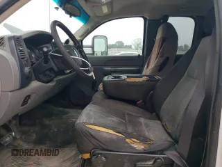 2009 Chevrolet Silverado 1500 with VIN 1GCHC49K29E109971, listed as a Copart auction lot 54607675 with 306,048 mi miles and Clean Title. Bid and sale history available at DreamBid. Image 7.