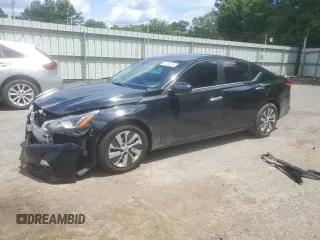 2020 Nissan Altima S with VIN 1N4BL4BVXLC184727, listed as a Copart auction lot 61094755 with 30,913 mi miles and Salvage title. Bid and sale history available at DreamBid. Image 1.