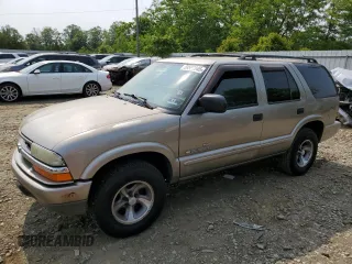 2004 Chevrolet Blazer Fleet z VIN 1GNCS13XX4K105491, wystawiony jako Copart lot #59586045 z przebiegiem 122 122 mil mil oraz Czysty tytuł • Clean title. Historia ofert i sprzedaży dostępna na DreamBid. Obrazek 1.