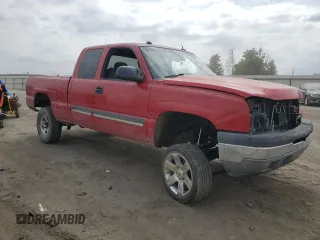 2005 Chevrolet Silverado 1500 LS z VIN 2GCEC19T351242468, wystawiony jako Copart lot #53375425 z przebiegiem 192 994 mil mil oraz Szkoda całkowita • Salvage title. Historia ofert i sprzedaży dostępna na DreamBid. Obrazek 4.