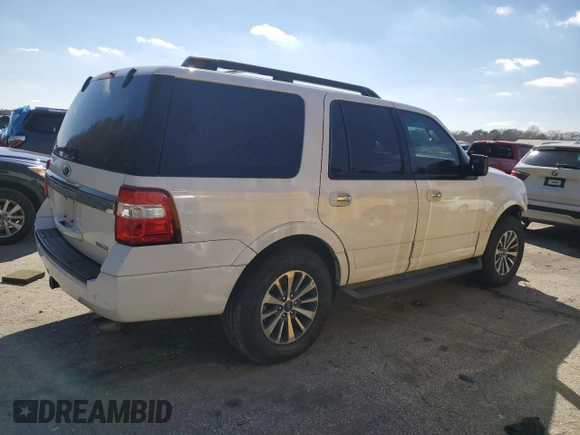 2015 Ford Expedition XLT with VIN 1FMJU1JTXFEF40907, listed as a Copart auction lot 44520755 with Not provided miles and Salvage title. Bid and sale history available at DreamBid. Image 3.