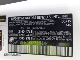 2019 Mercedes-Benz C 300 z VIN 55SWF8EB4KU318644, wystawiony jako IAAI lot #42627064 z przebiegiem 60 400 mil mil oraz . Historia ofert i sprzedaży dostępna na DreamBid. Obrazek 9.