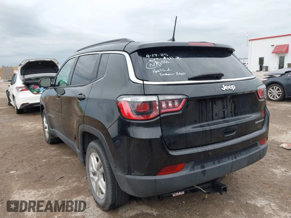 2019 Jeep Compass Sport z VIN 3C4NJCAB2KT848049, wystawiony jako IAAI lot #42119957 z przebiegiem 119 638 mil mil oraz . Historia ofert i sprzedaży dostępna na DreamBid. Obrazek 3.